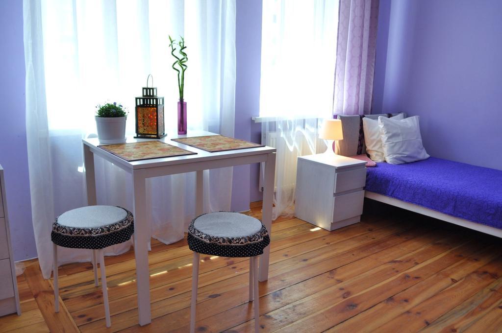 Happy House Hostel Πόζναν Δωμάτιο φωτογραφία